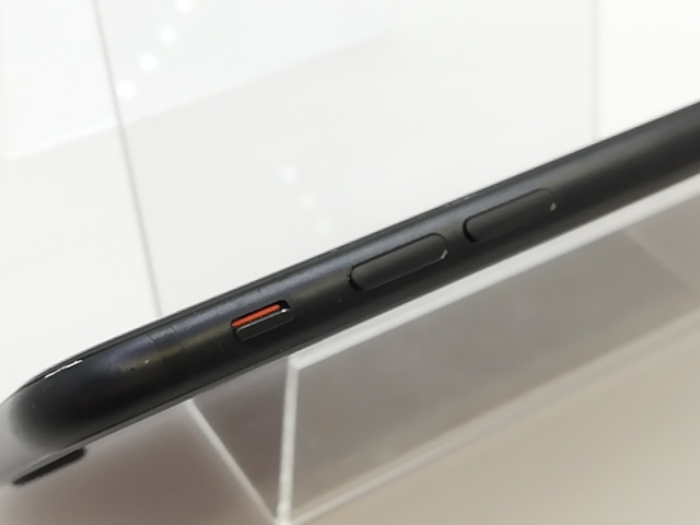 【中古】Apple SoftBank 【SIMロック解除済み】 iPhone SE（第2世代） 64GB ブラック MHGP3J/A（後期型番）【熊本】保証期間１ヶ月【ランクC】_9