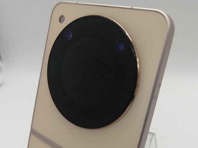 中古】ZTE ymobile 【SIMフリー】 Libero Flip 6GB 128GB ゴールド