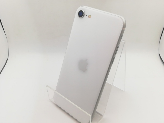 【中古】Apple au 【SIMロック解除済み】 iPhone SE（第2世代） 128GB ホワイト MXD12J/A【鹿児島中町】保証期間１ヶ月【ランクB】