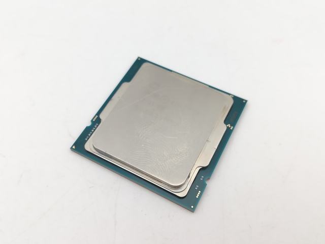 中古】Intel Core i7-11700 (2.5GHz/TB:4.8GHz) Bulk LGA1200/8C/16T