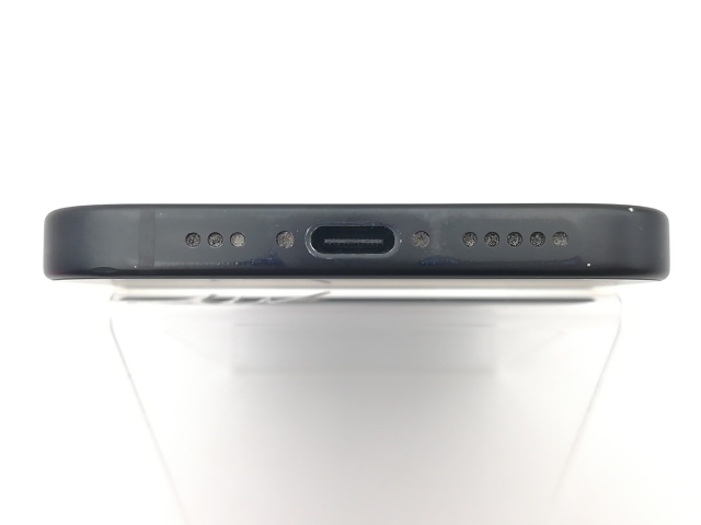 【中古】【赤ロム保証あり】Apple au 【SIMフリー】 iPhone 15 256GB ブラック MTMN3J/A【熊本】保証期間１ヶ月【ランクB】_3