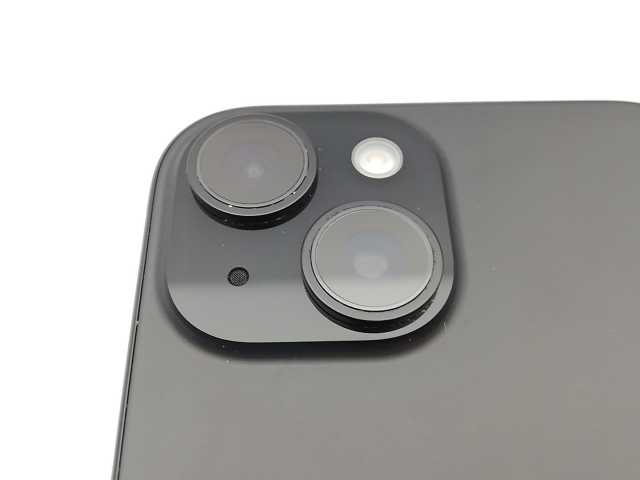 中古】Apple 国内版 【SIMフリー】 iPhone 15 128GB ブラック MTMH3J/A