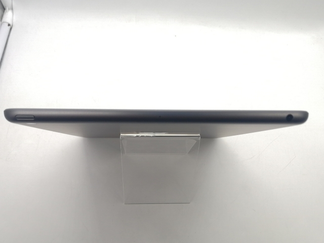 【中古】Apple 【Wi-Fi】 iPad（第8世代/2020） 32GB スペースグレイ MYL92J/A【熊本】保証期間１ヶ月【ランクA】_2