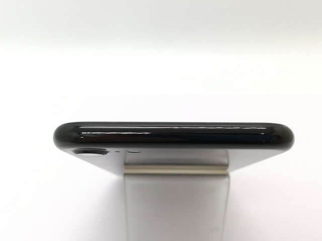 【中古】Apple SoftBank 【SIMロック解除済み】 iPhone 7 128GB ジェットブラック MNCP2J/A【秋葉4号】保証期間１ヶ月【ランクC】_2