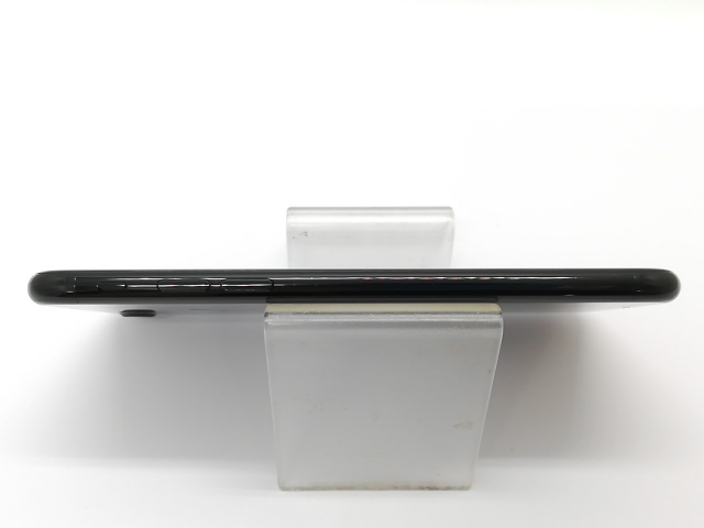 【中古】Apple SoftBank 【SIMロック解除済み】 iPhone 7 128GB ジェットブラック MNCP2J/A【秋葉4号】保証期間１ヶ月【ランクC】_3