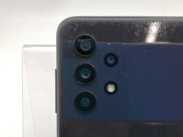 【中古】SAMSUNG au 【SIMロック解除済み】 Galaxy A32 5G オーサムブラック 4GB 64GB SCG08【なんば】保証期間１ヶ月【ランクC】_2