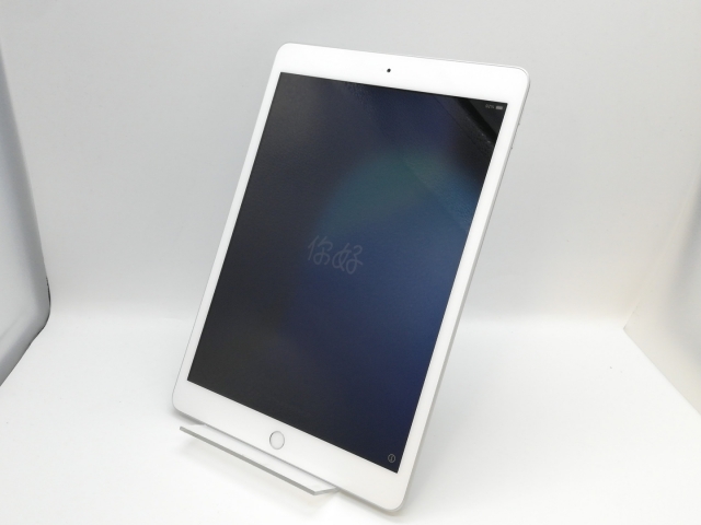 【中古】 らくらくスマートフォン Lite マゼンタ SIMフリー 本体 UQモバイル Aランク スマホ  【送料無料】 uqlitemg8mtm 楽天市場】【中古】 らくらくスマートフォン Lite マゼンタ A