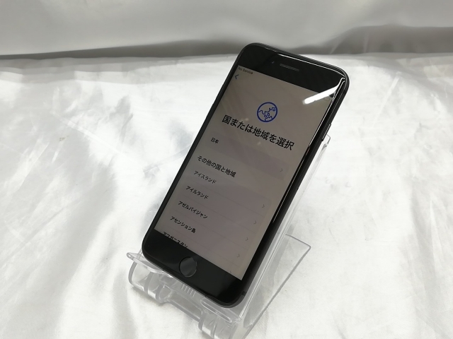 【中古】Apple docomo 【SIMロック解除済み】 iPhone 8 256GB スペースグレイ MQ842J/A【ECセンター】保証期間１週間【ランクC】_1