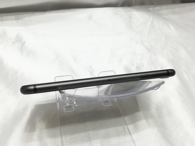 【中古】Apple docomo 【SIMロック解除済み】 iPhone 8 256GB スペースグレイ MQ842J/A【ECセンター】保証期間１週間【ランクC】_3