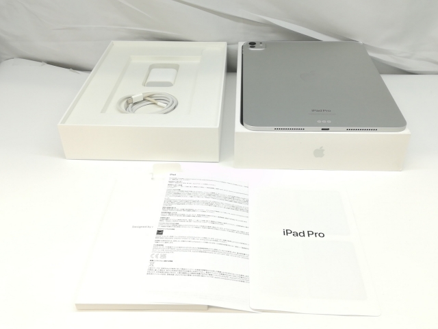 iPad Pro 11インチ M4[256GB] Wi-Fiモデル シルバー【安心保証】 中古