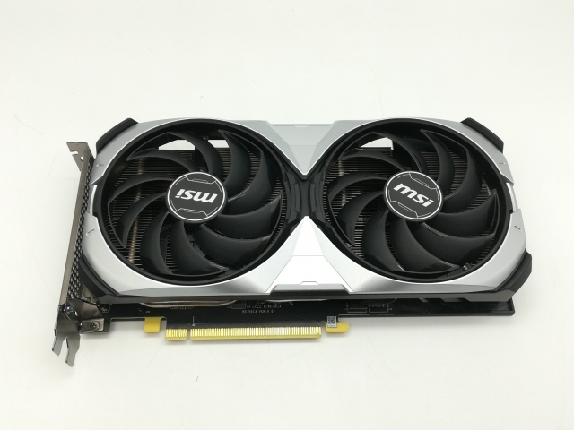 Matrox グラフィックボックス GXM TripleHead2Goデジタル版 T2G/D(中古品)