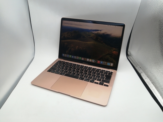 【中古】Apple MacBook Air 13インチ CTO (M1・2020) ゴールド Apple M1(CPU:8C/GPU:7C)/16G/256G【町田】保証期間１ヶ月【ランクB】