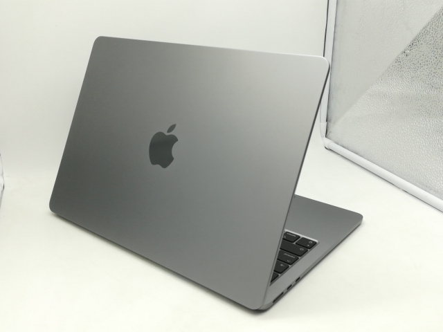 Apple MacBook Air M2(2022)スペースグレー13.6インチ MacBook Air