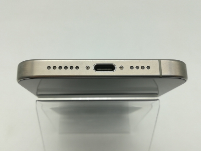 【中古】Apple 国内版 【SIMフリー】 iPhone 15 Pro Max 256GB ナチュラルチタニウム MU6R3J/A【千葉】保証期間１ヶ月【ランクA】