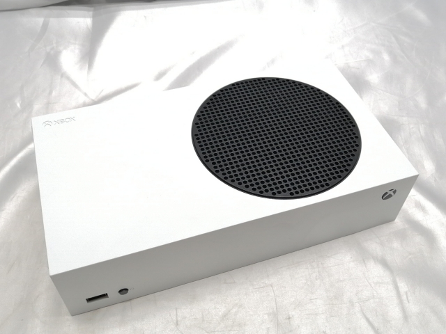【中古】Microsoft Xbox Series S【ECセンター】保証期間１ヶ月【ランクB】