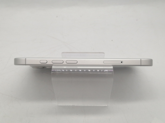 【中古】Apple docomo 【SIMフリー】 iPhone 16 256GB ホワイト MYDX3J/A【町田】保証期間１ヶ月【ランクA】_3