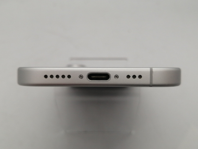 【中古】Apple docomo 【SIMフリー】 iPhone 16 256GB ホワイト MYDX3J/A【町田】保証期間１ヶ月【ランクA】_5