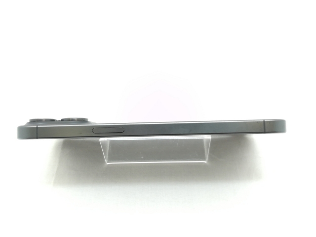【中古】【赤ロム保証あり】Apple SoftBank 【SIMフリー】 iPhone 15 Pro Max 256GB ブラックチタニウム MU6P3J/A【川崎】保証期間１ヶ月【ランクA】