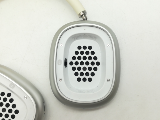 【中古】Apple AirPods Max（2020/Lightning） シルバー MGYJ3J/A【DS秋葉】保証期間１ヶ月_4