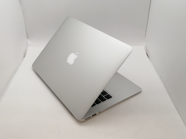 中古】Apple MacBook Air 13インチ Corei5:1.4GHz 128GB MD760J/B 