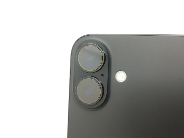 【中古】Apple au 【SIMフリー】 iPhone 16 Plus 128GB ブラック MXVA3J/A【三宮センター】保証期間１ヶ月【ランクA】_2