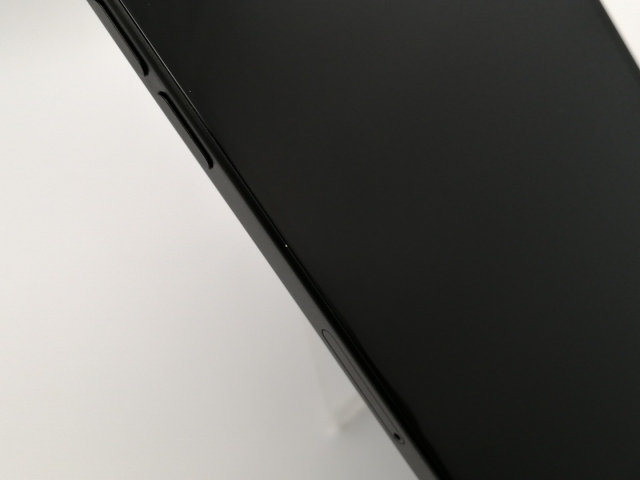 【中古】Apple au 【SIMフリー】 iPhone 16 Plus 128GB ブラック MXVA3J/A【三宮センター】保証期間１ヶ月【ランクA】_3