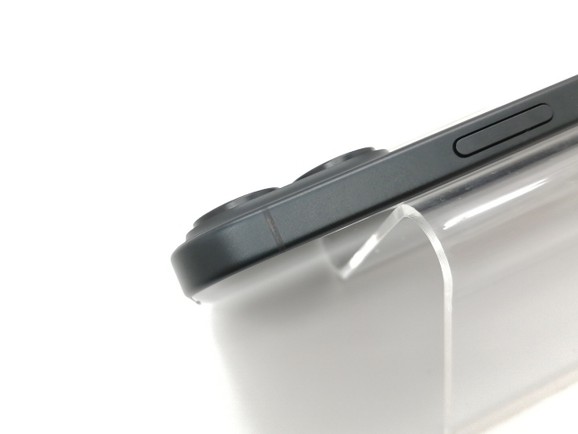 【中古】Apple au 【SIMフリー】 iPhone 16 Plus 128GB ブラック MXVA3J/A【三宮センター】保証期間１ヶ月【ランクA】_4