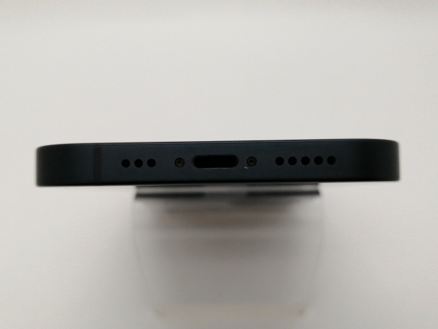 【中古】Apple docomo 【SIMフリー】 iPhone 14 128GB ミッドナイト MPUD3J/A【三宮センター】保証期間１ヶ月【ランクB】_4