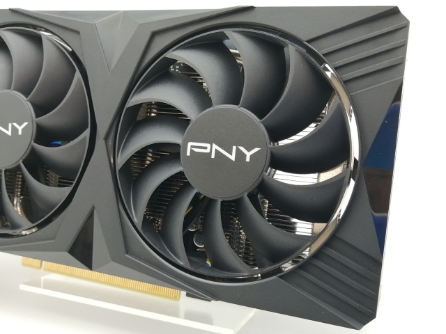 中古】PNY GeForce RTX 4060 8GB VERTO ダブルファン