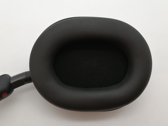 中古SONY WH-1000XM5 (B) [ブラック]（海外版 SONY WH-1000XM5 (B