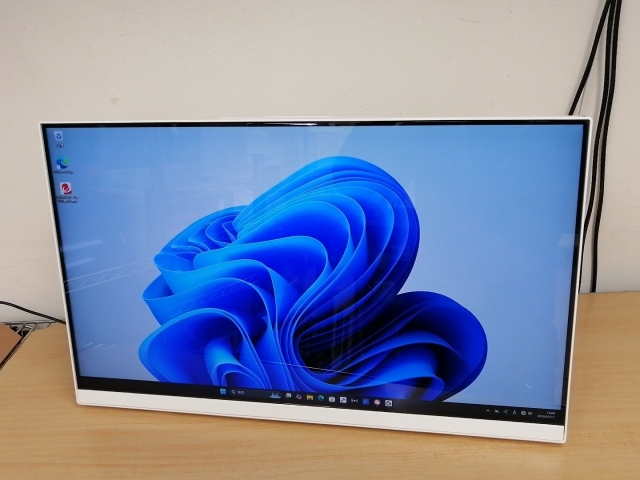 【中古】NEC LAVIE A23 A2335/BAW PC-A2335BAW ファインホワイト 【i3-10110U 8G 512G(SSD) WiFi 24LCD(1920×1080)】【三宮センター】保証期間１ヶ月【ランクB】