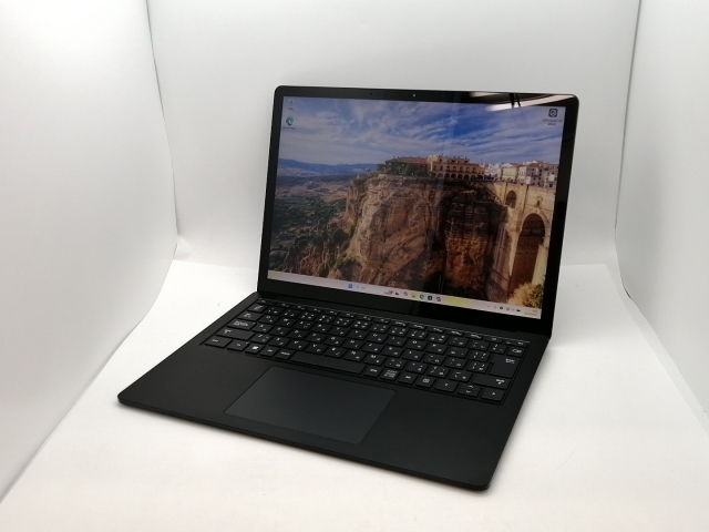 【中古】Microsoft Surface Laptop5 13インチ 【i5 1235U 16G 256G】 S0P-00001 ブラック【三宮センター】保証期間１ヶ月【ランクC】