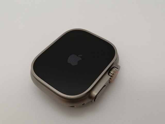 【中古】Apple Apple Watch Ultra2 49mm Cellular チタニウムケース (バンド無し)【三宮センター】保証期間１ヶ月【ランクB】