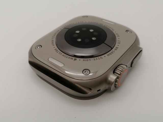 【中古】Apple Apple Watch Ultra2 49mm Cellular チタニウムケース (バンド無し)【三宮センター】保証期間１ヶ月【ランクB】