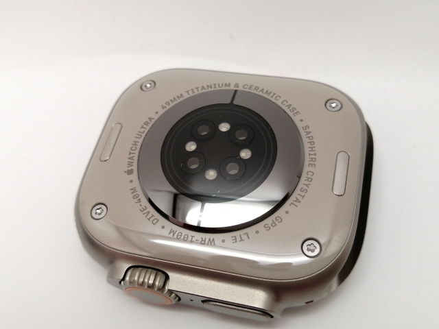 【中古】Apple Apple Watch Ultra2 49mm Cellular チタニウムケース (バンド無し)【三宮センター】保証期間１ヶ月【ランクB】
