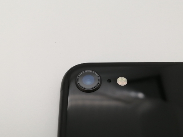 【中古】Apple au 【SIMロック解除済み】 iPhone 8 64GB スペースグレイ MQ782J/A【三宮センター】保証期間１ヶ月【ランクB】_6