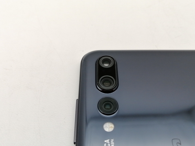 中古Huawei docomo SIMロック解除済み HUAWEI P20 Pro HW-01K