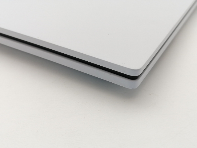 【中古】ASUS ZenBook S 13 OLED UM5302TA UM5302TA-LX192W リファインドホワイト【R5 6600U 8G 512G(SSD) WiFi 13OLED(タッチパネル/2880x1800)】【三宮センター】保証期間１ヶ月【ランクB】