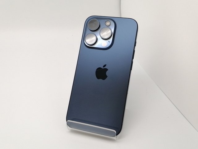 中古】Apple 国内版 【SIMフリー】 iPhone 15 Pro 256GB ブルー 