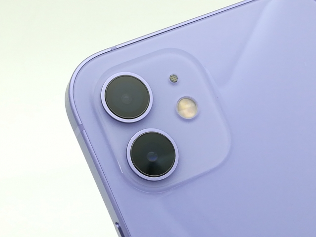 iPhone 11 128GB パープル（MWM52J/A）au SIMロック有 au iPhone 11 128GB パープルSIMロック解除済み MWM52J/A iPhone11