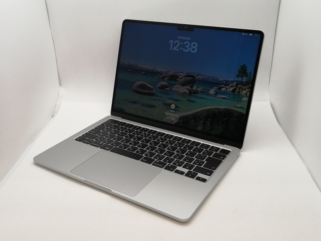 【中古】Apple MacBook Air 13インチ CTO (M22022) シルバー M2(CPU:8C/GPU:8C)/16G/256G/30W AC【三宮センター】保証期間１ヶ月【ランクA】