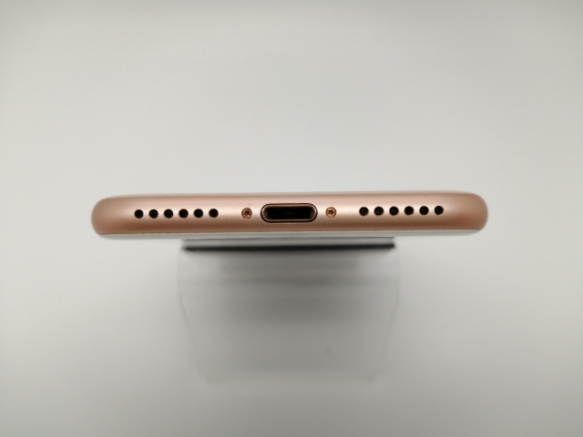 【中古】Apple docomo 【SIMロック解除済み】 iPhone 8 64GB ゴールド MQ7A2J/A【三宮センター】保証期間１ヶ月【ランクB】_5