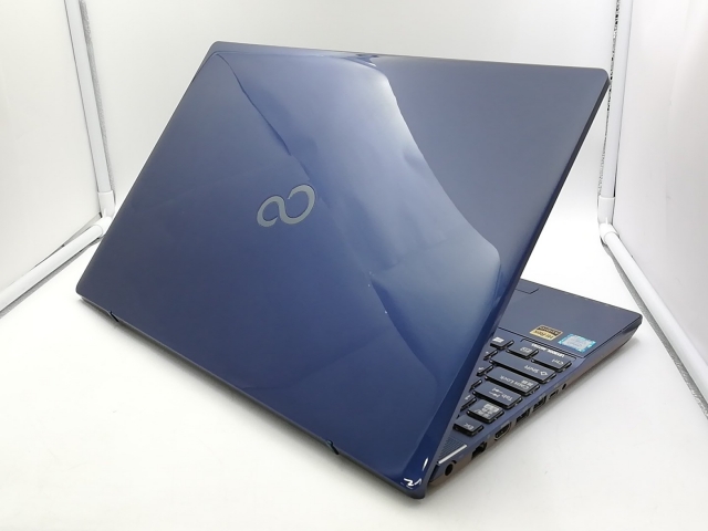 【中古】Fujitsu LIFEBOOK AH AH77/B3 FMVA77B3L メタリックブルー【大宮東口】保証期間１週間【ランクC】