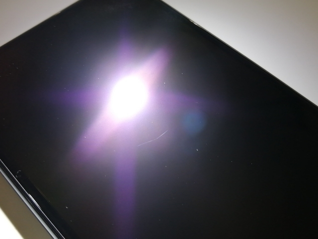 【中古】Apple docomo 【SIMロック解除済み】 iPhone 11 Pro 256GB ミッドナイトグリーン MWCC2J/A【三宮センター】保証期間１ヶ月【ランクC】_8