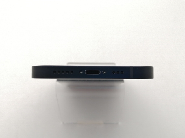 【中古】Apple docomo 【SIMロック解除済み】 iPhone 12 64GB ブラック MGHN3J/A【三宮センター】保証期間１ヶ月【ランクB】_4