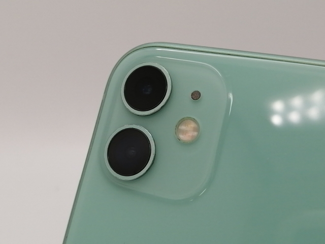 【中古】Apple SoftBank 【SIMロック解除済み】 iPhone 11 128GB グリーン MWM62J/A【三宮センター】保証期間１ヶ月【ランクC】_6