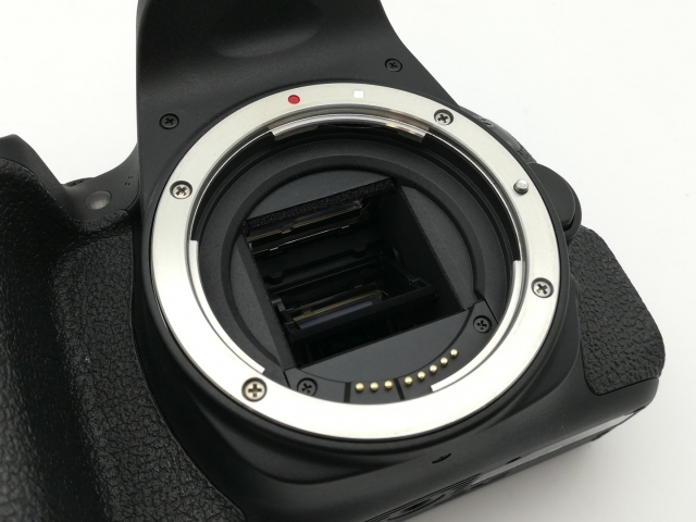 中古】Canon EOS Kiss X9i ダブルズームキット【大阪本店】保証期間1