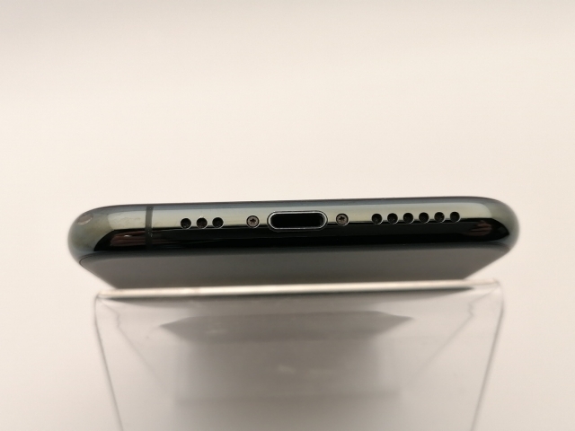 iPhone 11 Pro グリーン 64 docomo simロック解除済み（iPhone11