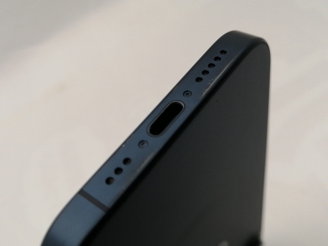 【中古】Apple 国内版 【SIMフリー】 iPhone 15 Pro 256GB ブルーチタニウム MTUG3J/A【神保町】保証期間１ヶ月【ランクB】_8