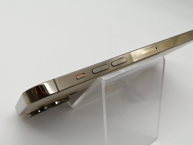 【中古】【赤ロム保証あり】Apple au 【SIMフリー】 iPhone 14 Pro Max 256GB ゴールド MQ9D3J/A【吉祥寺】保証期間１ヶ月【ランクB】_5